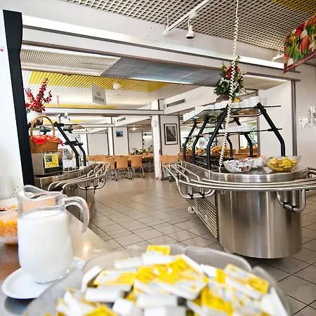 Hostel Haus International-3