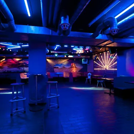 Hostel Haus International-2